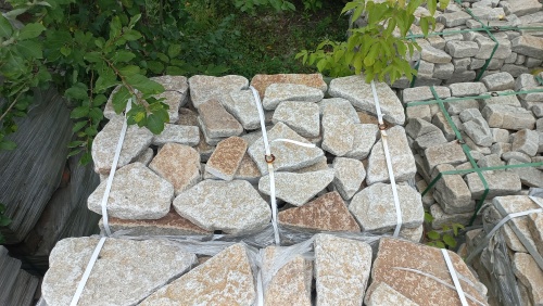 Гранитный плитняк галтованный для парковки купить в Белгороде