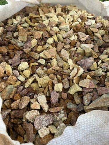 Златолит персиковый декоративная каменная крошка купить в Белгороде