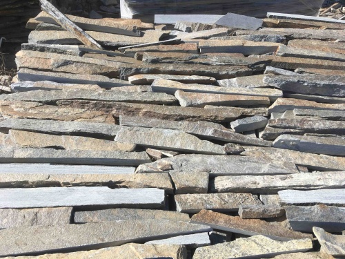 Горбушка златолит мультиколор для облицовки купить в Белгороде