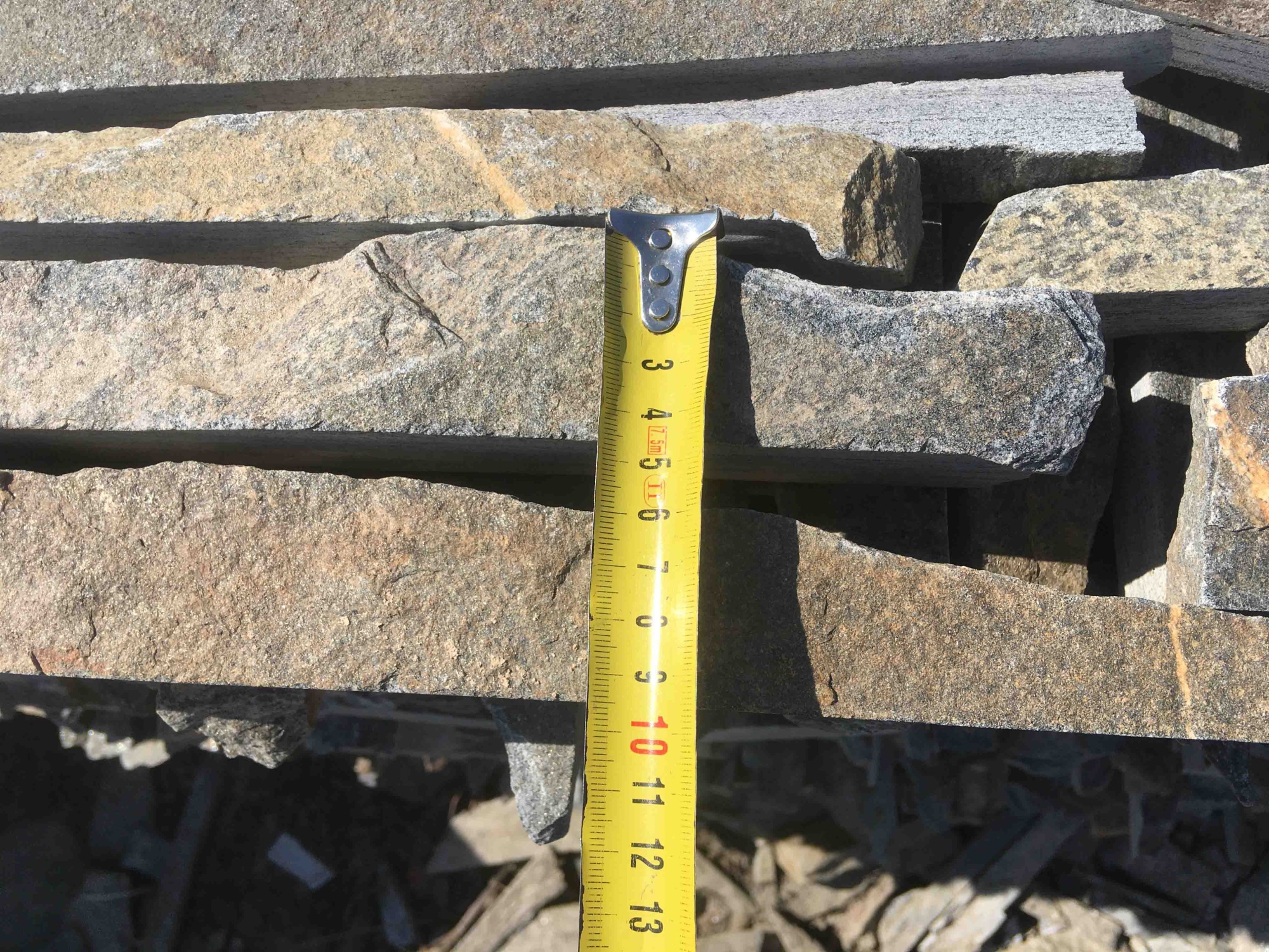 Горбушка златолит мультиколор для облицовки купить в Белгороде