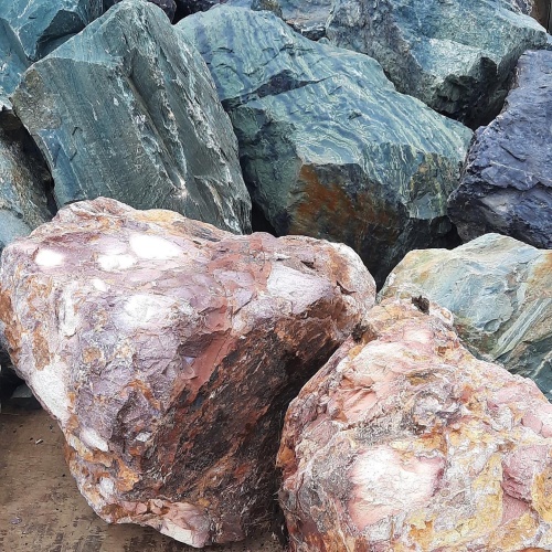 Ландшафтные глыбы красно-фиолетовые 200-1000 килограмм купить в Белгороде