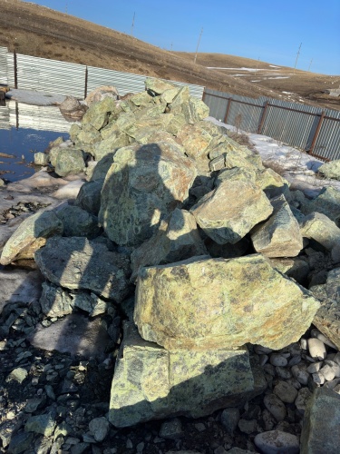 Камни для ландшафтного дизайна зелёные 10-60 килограмм купить в Белгороде
