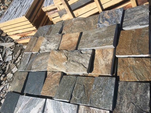 Плитка пилёная златолит Уральский для цоколя, отмостки купить в Белгороде