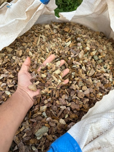 Златолит персиковый декоративная каменная крошка купить в Белгороде