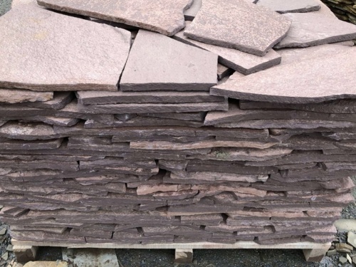 Плитняк лемезит бордовый для облицовки цоколя 20-25 мм  купить в Белгороде