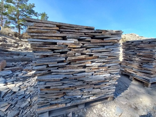 Плитняк златолит серебристый для фасада купить в Белгороде