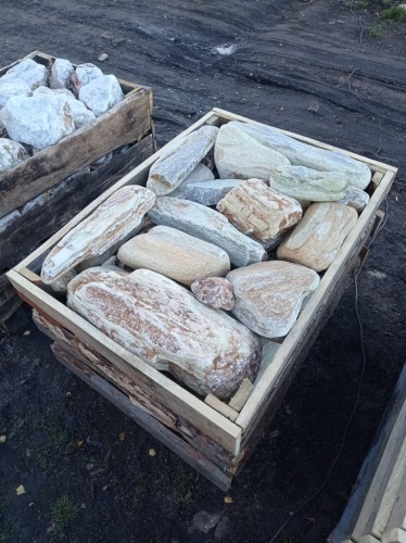 Златолит жёлтый, жёлто-зелёный глыбки и валуны для ланшафтного дизайна купить в Белгороде